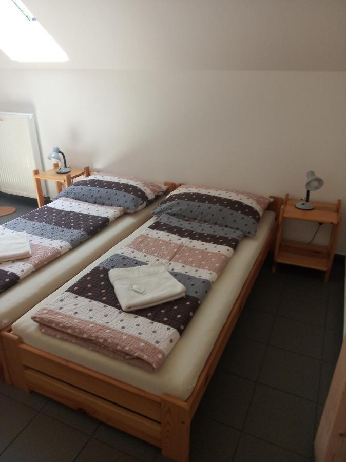 Penzion Na Podlesi Ve Zlate Korune Zlatá Koruna Dış mekan fotoğraf