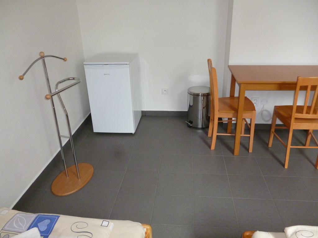 Penzion Na Podlesi Ve Zlate Korune Zlatá Koruna Dış mekan fotoğraf